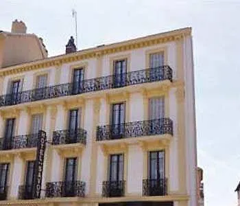 Savoy 2*