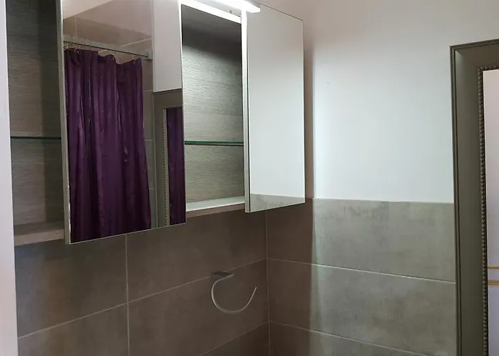 Hotel Savoy 2*